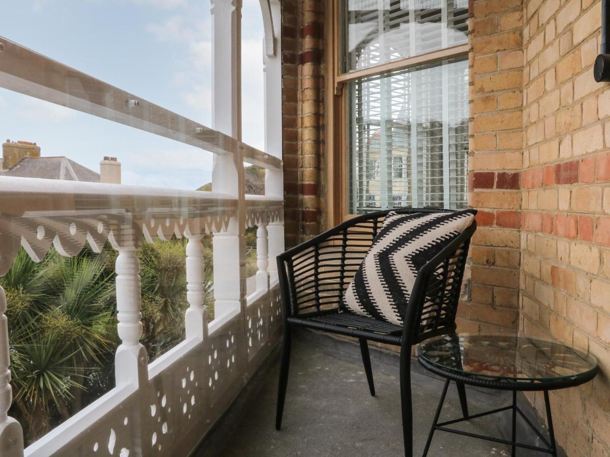 7 Belgrave Apartments Илфракомб Екстериор снимка