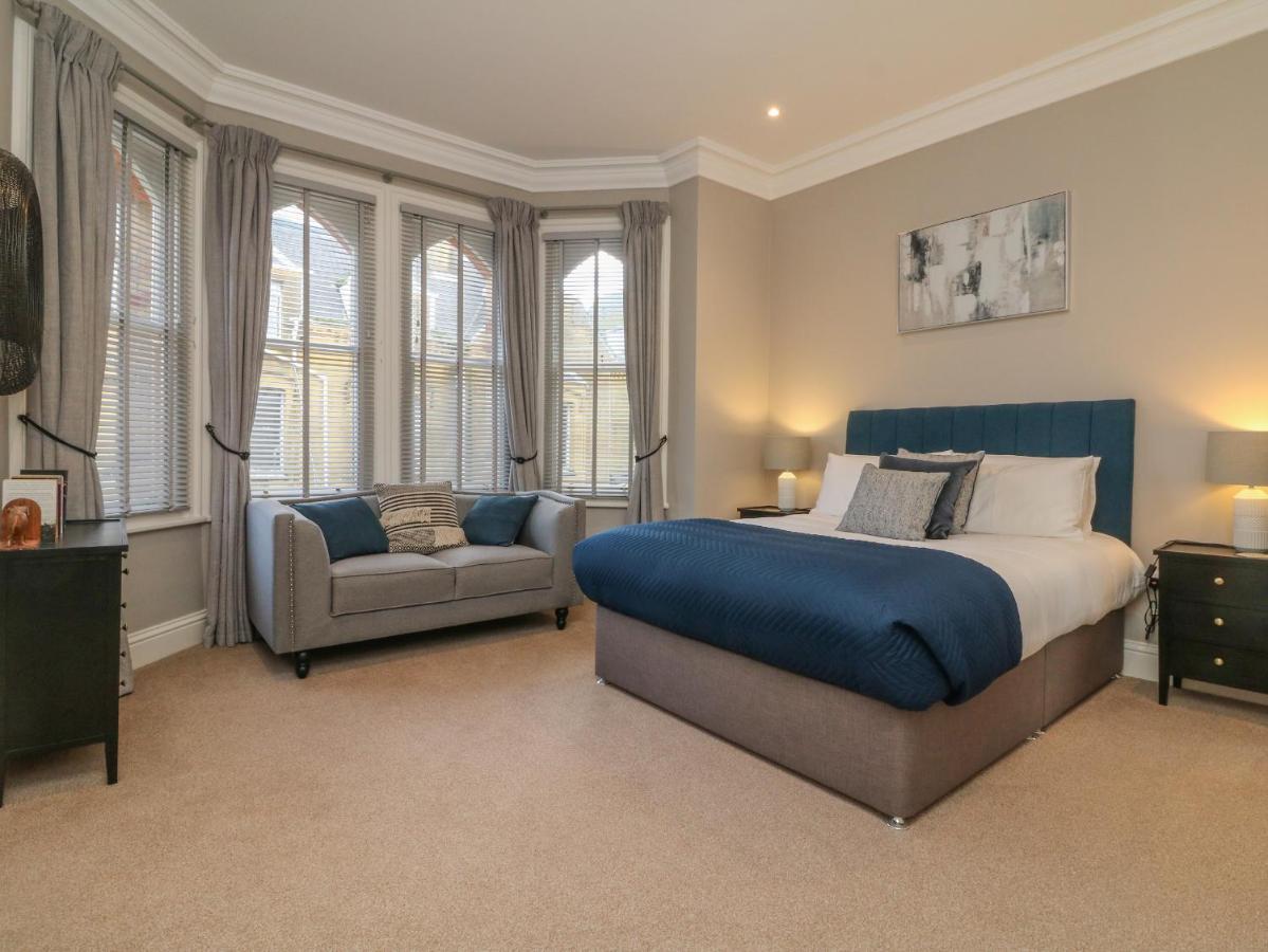 7 Belgrave Apartments Илфракомб Екстериор снимка