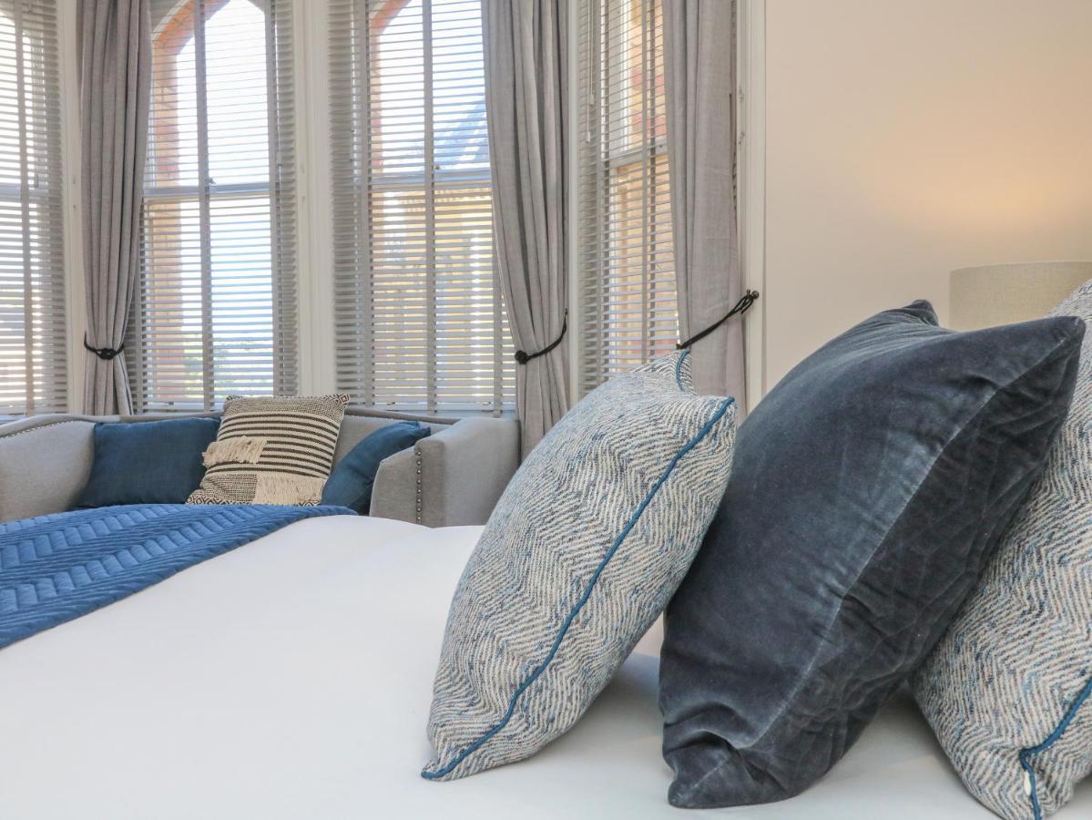 7 Belgrave Apartments Илфракомб Екстериор снимка